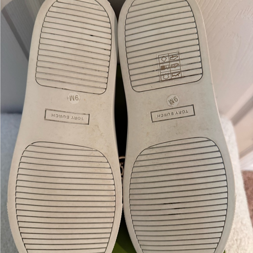Tory Burch Cream Women’s Color Block Sneaker - Picture 5 of 8